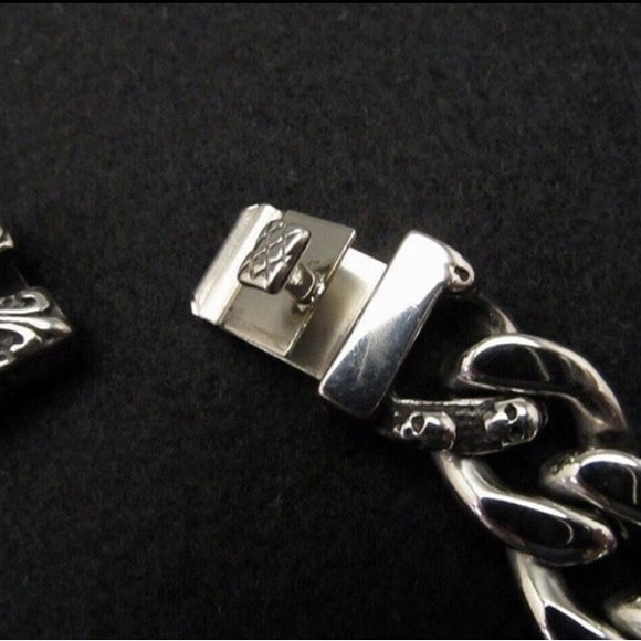 Men's Heavy Stainless Biker Bar & Shield Curb Chain Bracelet - Picture 5 of 5
